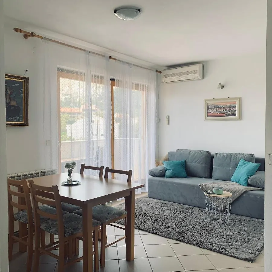 Apartmani Marija Sersic Baska  Croatia