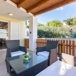 New Lovorka 7 Apt. 4+1 In Krk Baška